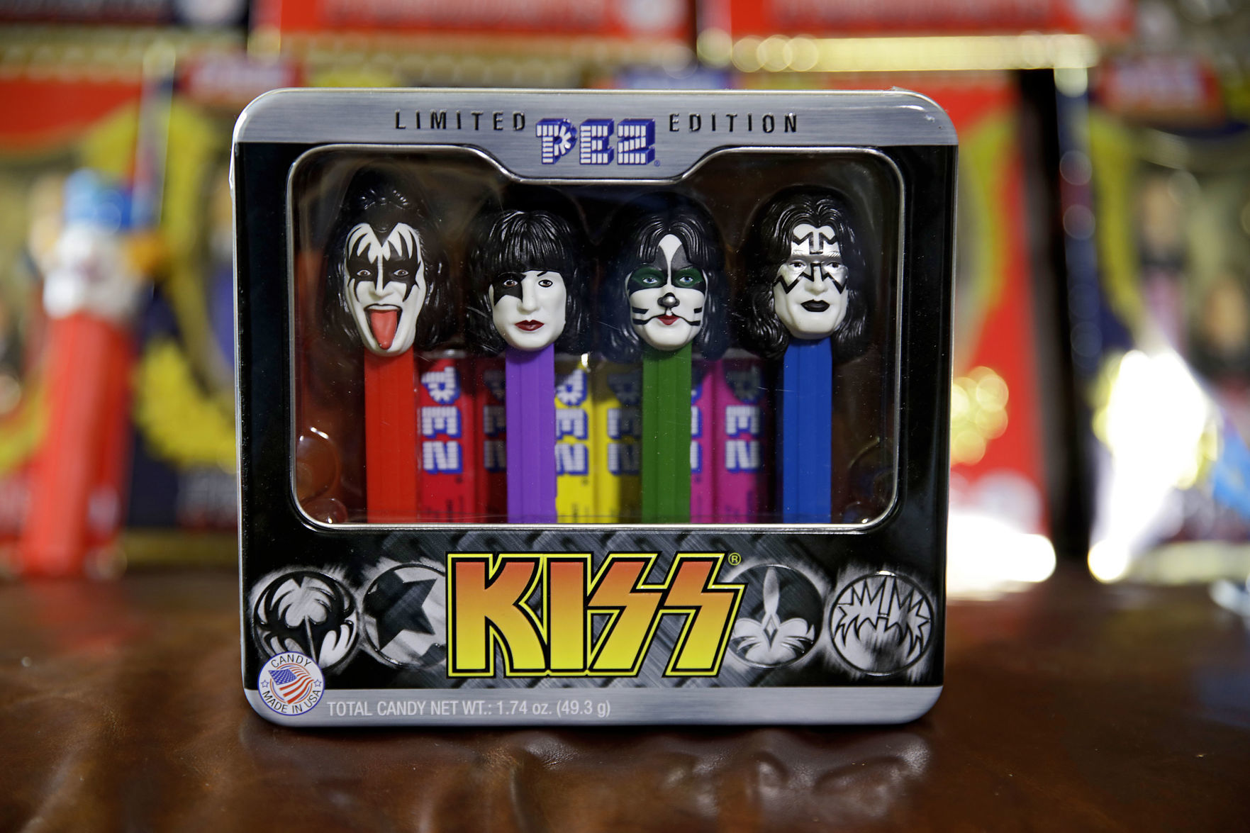 KISS